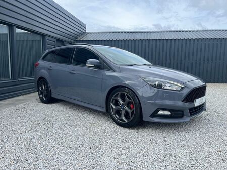 FORD FOCUS 2.0T EcoBoost ST-3 Euro 6 (s/s) 5dr