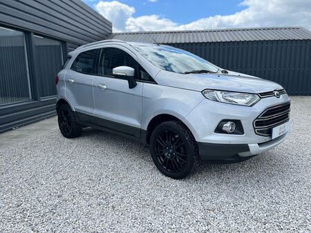 FORD ECOSPORT 1.5 Titanium 2WD Euro 5 5dr