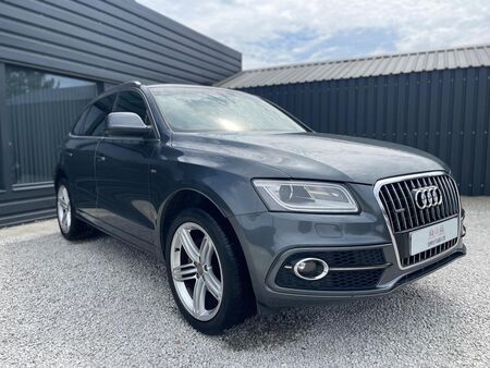 AUDI Q5 2.0 TDI S line Plus quattro Euro 5 (s/s) 5dr