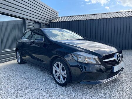 MERCEDES-BENZ A CLASS 1.5 A180d Sport (Executive) Euro 6 (s/s) 5dr