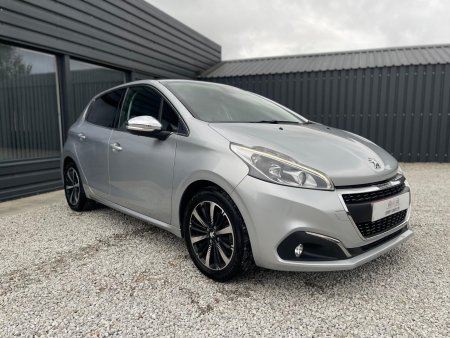 PEUGEOT 208 1.2 PureTech Allure Premium Euro 6 (s/s) 5dr