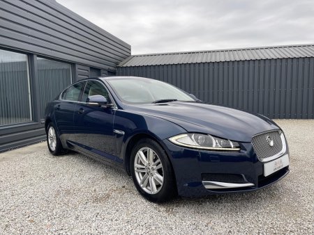 JAGUAR XF 2.2d Luxury Auto Euro 5 (s/s) 4dr