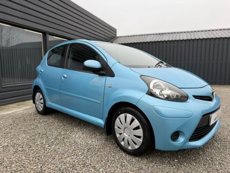 TOYOTA AYGO 1.0 VVT-i Move Euro 5 5dr